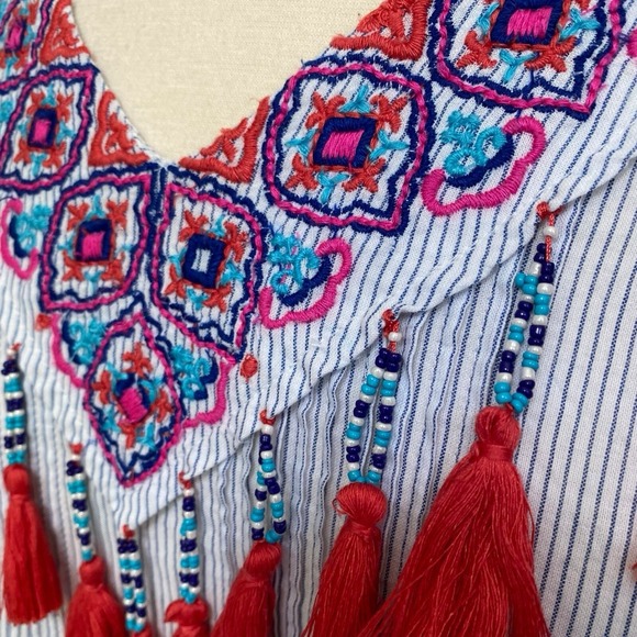 Chico's‎ Size 2 Large Top Tunic Blouse Embroidered Beaded Tassels Pleated 3/4 Sl - Picture 6 of 7
